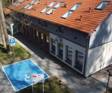 Rozbudowa budynku byłego magazynu z przeznaczeniem na pomieszczenia na pracownię terapii zajęciowej